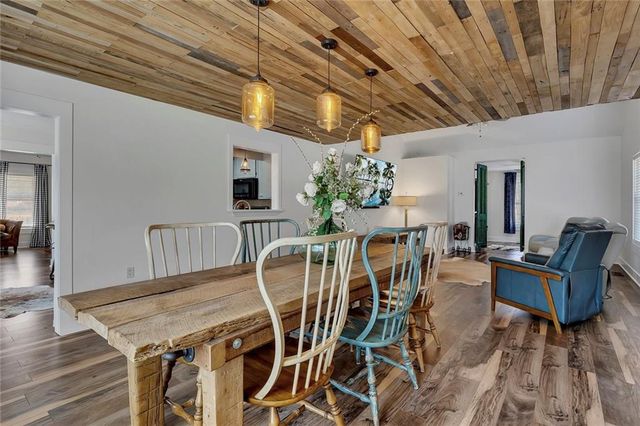 701 Mulberry Circle, Woodstock, GA 30189