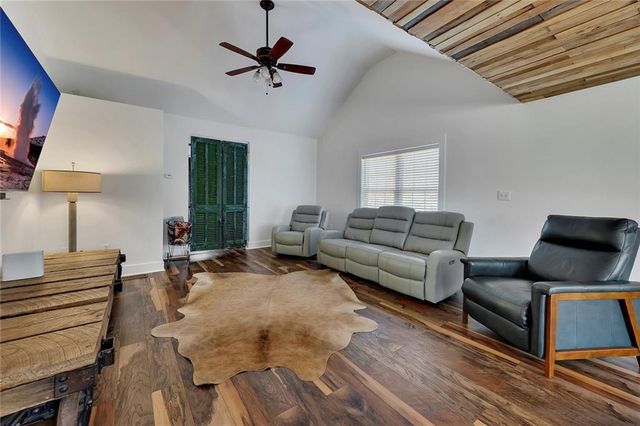 701 Mulberry Circle, Woodstock, GA 30189