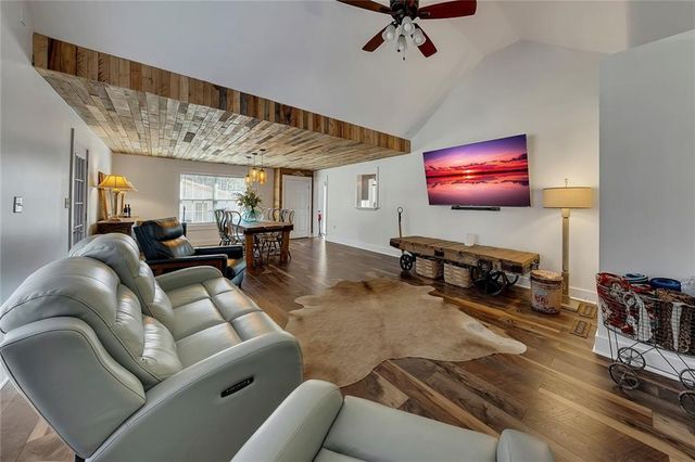 701 Mulberry Circle, Woodstock, GA 30189