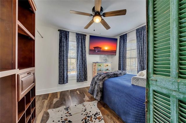 701 Mulberry Circle, Woodstock, GA 30189