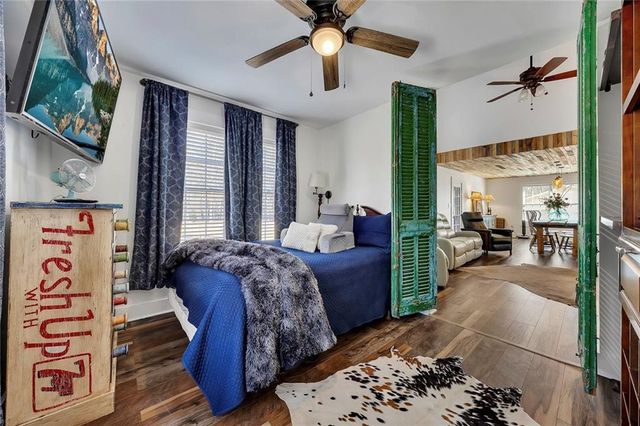 701 Mulberry Circle, Woodstock, GA 30189