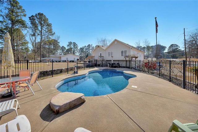 701 Mulberry Circle, Woodstock, GA 30189