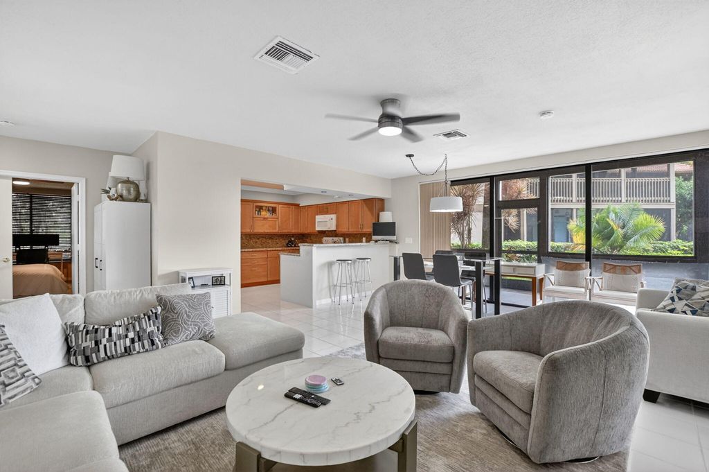 19181 Sabal Lake Drive 5151, Boca Raton, FL 33434