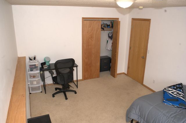 4357 46th Avenue S, Fargo, ND 58104