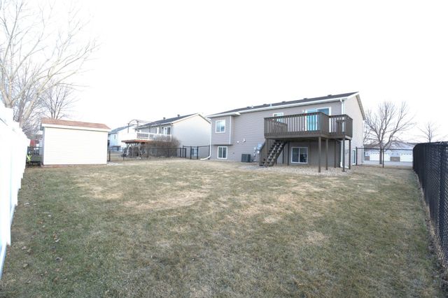 4357 46th Avenue S, Fargo, ND 58104