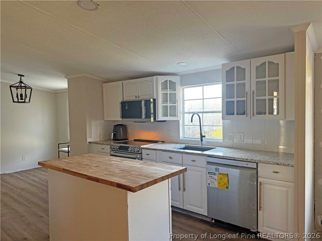4768 Lobelia Road, Vass, NC 28394 — photo 3