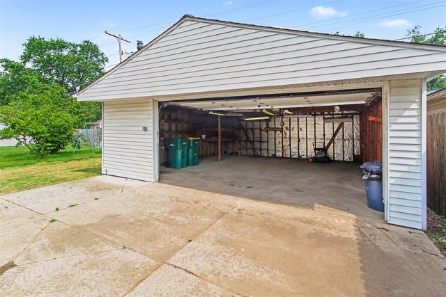 1711 Grove Road, Ypsilanti, MI 48198
