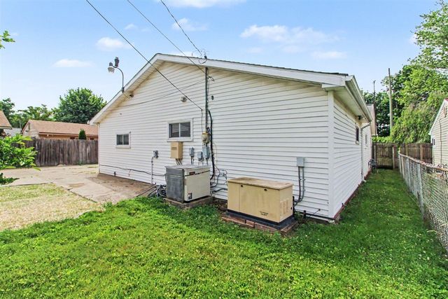 1711 Grove Road, Ypsilanti, MI 48198