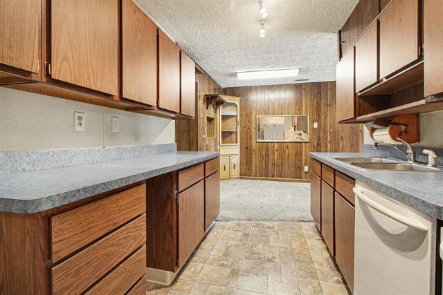 1711 Grove Road, Ypsilanti, MI 48198