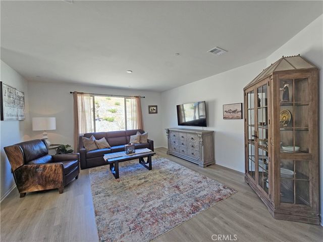 4269 Empressa, Lake Elsinore, CA 92530