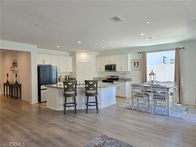 4269 Empressa, Lake Elsinore, CA 92530