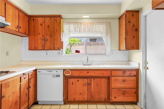 1676 E Wingate Street, Covina, CA 91724