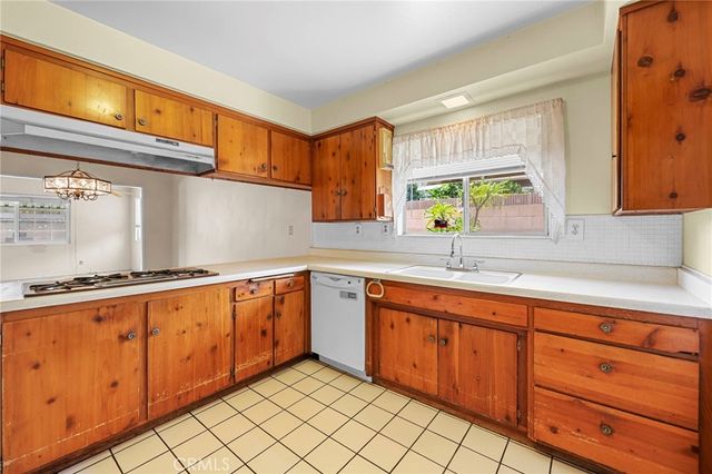 1676 E Wingate Street, Covina, CA 91724