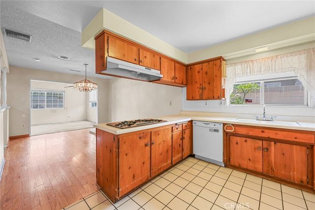 1676 E Wingate Street, Covina, CA 91724