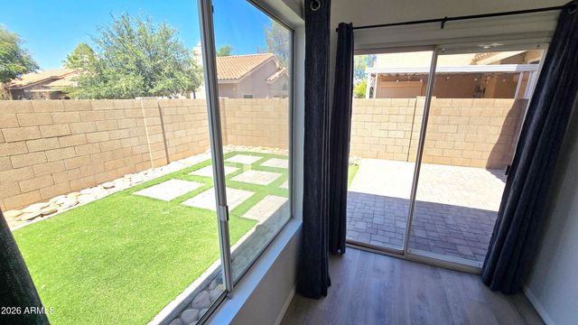 328 W LODGE Drive, Tempe, AZ 85283