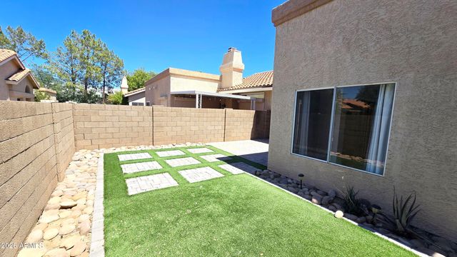 328 W LODGE Drive, Tempe, AZ 85283