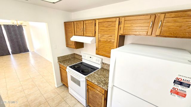 328 W LODGE Drive, Tempe, AZ 85283