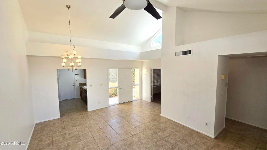 328 W LODGE Drive, Tempe, AZ 85283