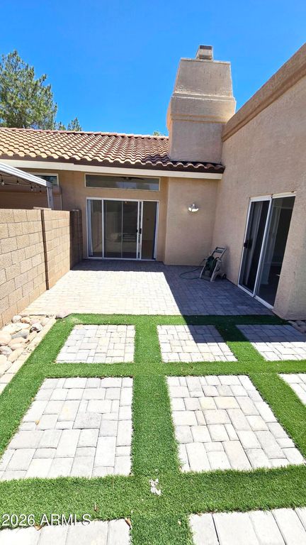 328 W LODGE Drive, Tempe, AZ 85283 — photo 2