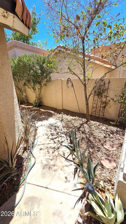 328 W LODGE Drive, Tempe, AZ 85283 — photo 5