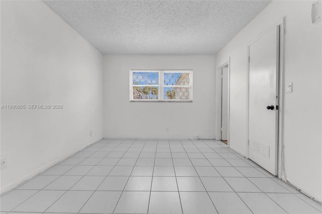 321 SW 1st Ct K-4, Pompano Beach, FL 33060