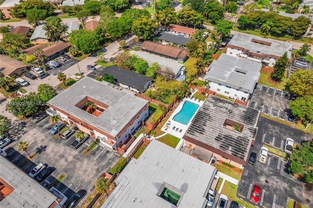 321 SW 1st Ct K-4, Pompano Beach, FL 33060