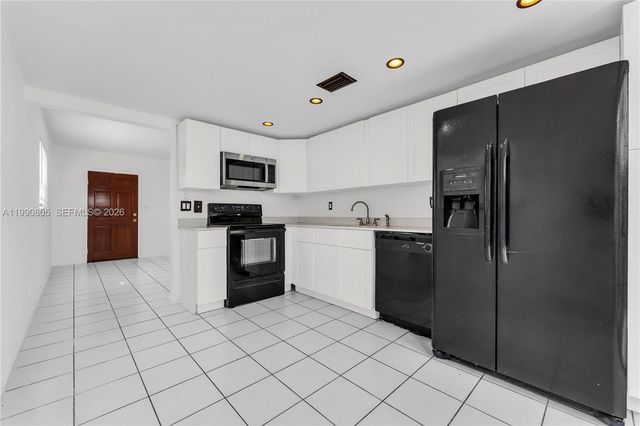 321 SW 1st Ct K-4, Pompano Beach, FL 33060