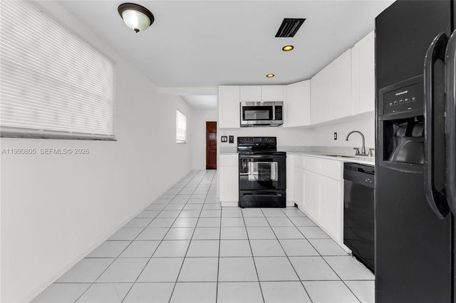 321 SW 1st Ct K-4, Pompano Beach, FL 33060