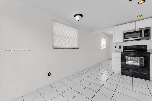 321 SW 1st Ct K-4, Pompano Beach, FL 33060