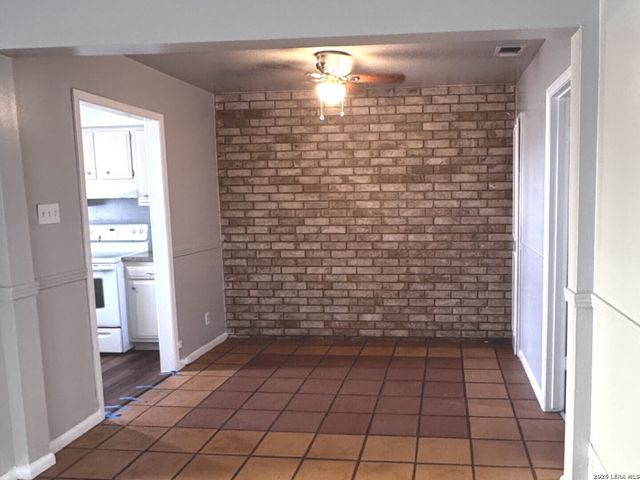 10919 Mount Boracho Dr Apt A, San Antonio, TX 78213