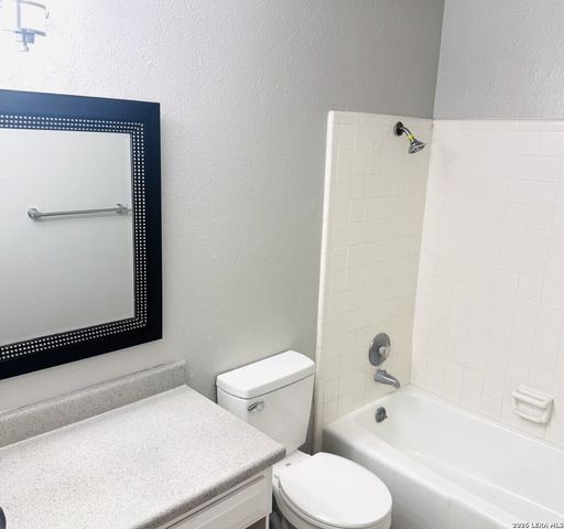 10919 Mount Boracho Dr Apt A, San Antonio, TX 78213