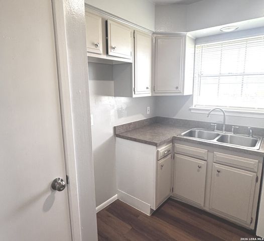 10919 Mount Boracho Dr Apt A, San Antonio, TX 78213