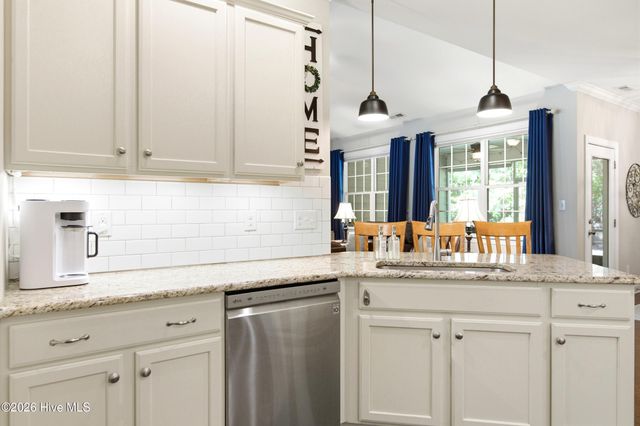 361 W Goldeneye Lane, Sneads Ferry, NC 28460