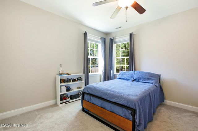 361 W Goldeneye Lane, Sneads Ferry, NC 28460