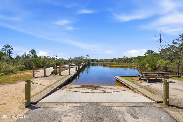 361 W Goldeneye Lane, Sneads Ferry, NC 28460
