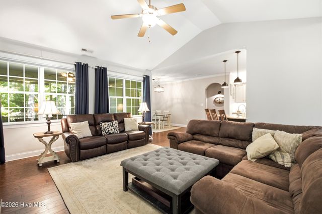 361 W Goldeneye Lane, Sneads Ferry, NC 28460