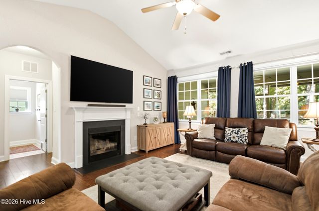361 W Goldeneye Lane, Sneads Ferry, NC 28460
