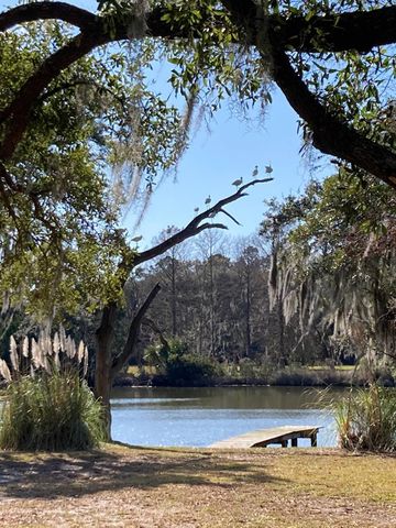 7 Garden Corner Court, Charleston, SC 29407
