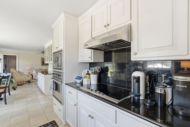 7 Garden Corner Court, Charleston, SC 29407