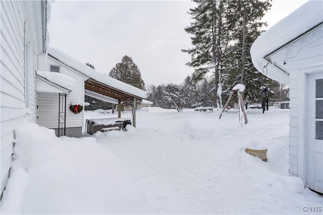 9723 State Route 126, New Bremen, NY 13620