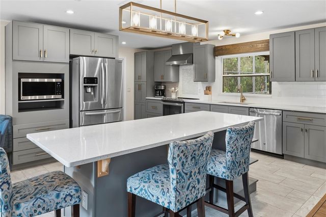 102 SWEETWATER HILLS DRIVE, Longwood, FL 32779