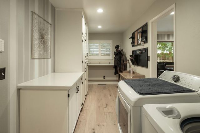 1637 W Los Altos Avenue, Fresno, CA 93711