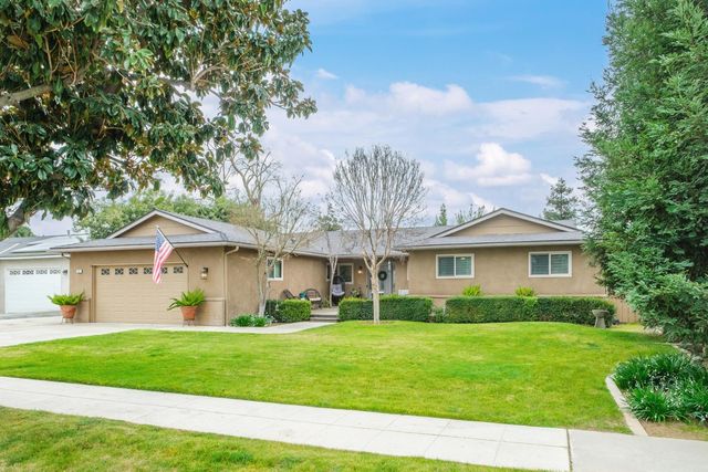 1637 W Los Altos Avenue, Fresno, CA 93711