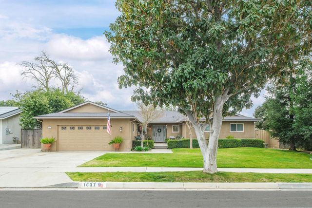 1637 W Los Altos Avenue, Fresno, CA 93711