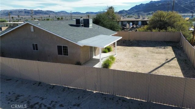 6352 Smoketree Avenue, 29 Palms, CA 92277