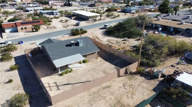 6352 Smoketree Avenue, 29 Palms, CA 92277
