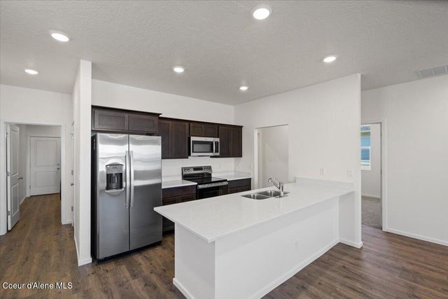 5280 E Aquila Ave, Post Falls, ID 83854