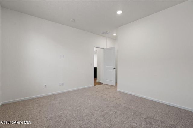 5280 E Aquila Ave, Post Falls, ID 83854