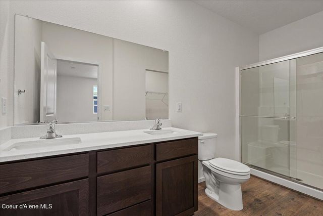 5280 E Aquila Ave, Post Falls, ID 83854