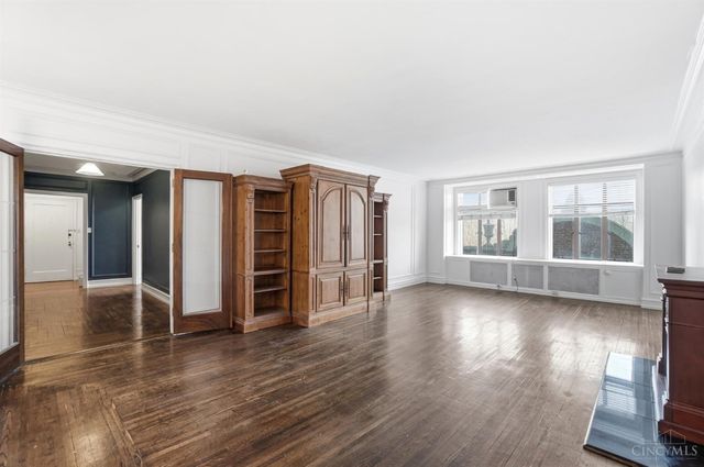 3900 Rose Hill Avenue, Cincinnati, OH 45229